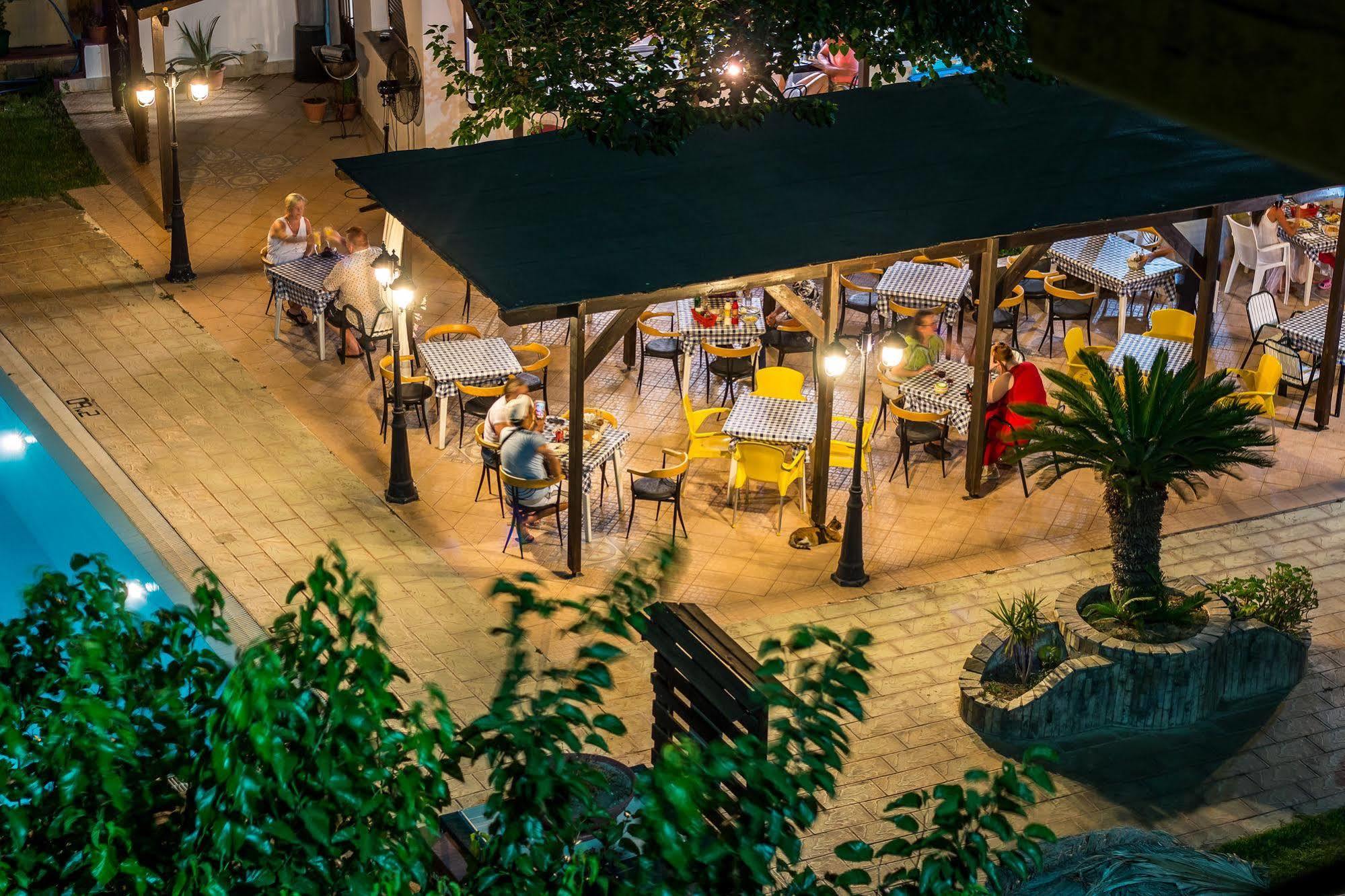Achousa Hotel Фалираки Экстерьер фото