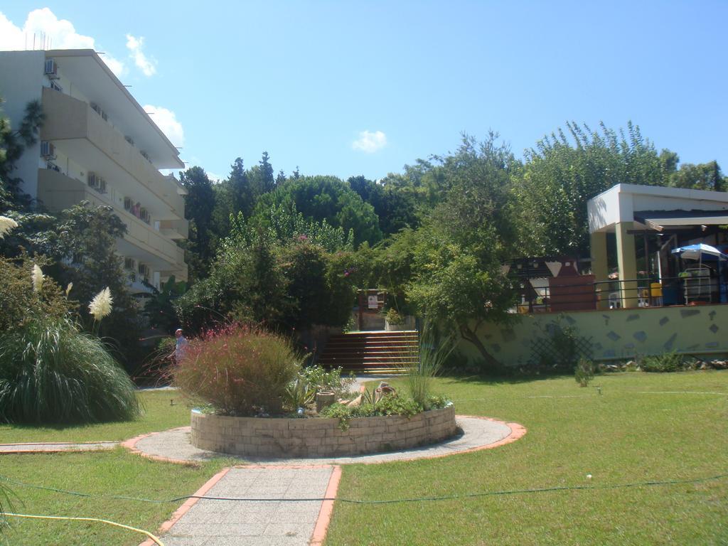 Achousa Hotel Фалираки Экстерьер фото