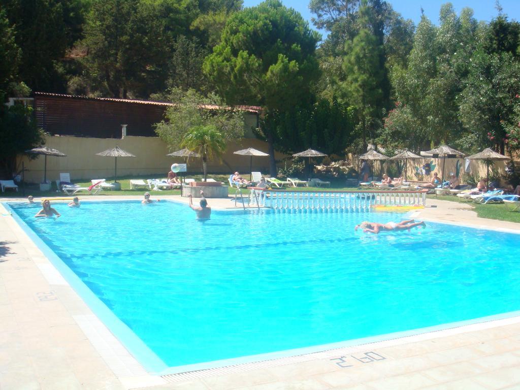 Achousa Hotel Фалираки Экстерьер фото